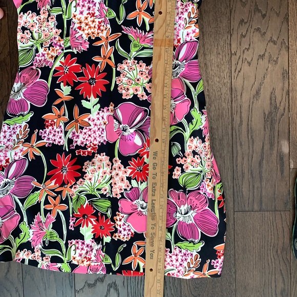 Lilly Pulitzer Silk Black Flower Market Print Halter Sun Dress Sz 8 Zip Up Mini - Picture 9 of 10